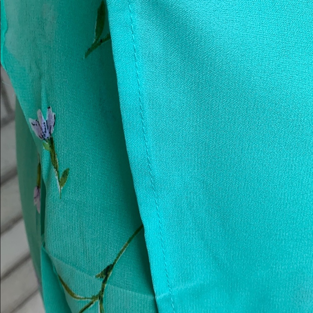 Green Floral Lined Ruffle Trim Wrap Dress - Picture 9 of 11